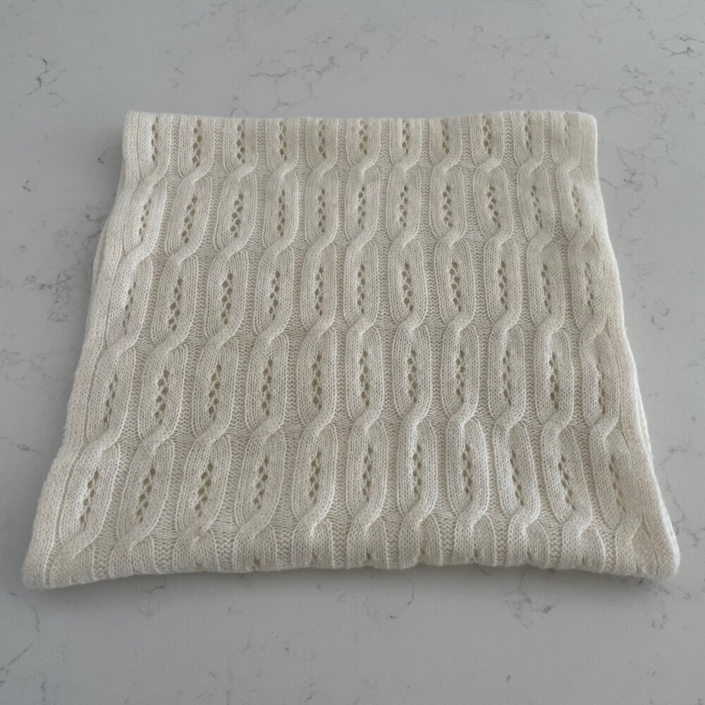 Classic Link Pattern Infinity Knit Scarf in Neutral Soft Cream OS no tags - Picture 3 of 7